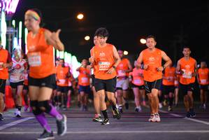 BIB: 26417, 0942, 21326
                            <button type="button" onclick="openModal(14220537)" class="btn btn-primary btn-sm float-right btn-popup" data-toggle="modal" data-target=".modal-high-quality">
                        <i class="fas fa-shopping-cart"></i> Add to Cart
                    </button>
                                            <button type="button" onclick="isThisMe(14220537, true)" class="btn btn-success btn-sm float-right btn-popup btn-isme hidden" data-toggle="tooltip" data-placement="bottom" title="นี่คือรูปของคุณใช่ไหม คลิกที่นี่เพื่อเอาเข้าอัลบั้ม">
                        <i class="fas fa-plus"></i> Add to album
                    </button>
                    <button type="button" onclick="isThisMe(14220537, false)" class="btn btn-warning btn-sm float-right btn-popup btn-isnotme hidden">
                        <i class="fas fa-ban"></i> Remove from album
                    </button>