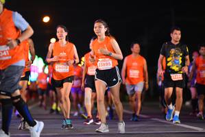 BIB: 041, 28019, 23895, 17496
                            <button type="button" onclick="openModal(14210664)" class="btn btn-primary btn-sm float-right btn-popup" data-toggle="modal" data-target=".modal-high-quality">
                        <i class="fas fa-shopping-cart"></i> Add to Cart
                    </button>
                                            <button type="button" onclick="isThisMe(14210664, true)" class="btn btn-success btn-sm float-right btn-popup btn-isme hidden" data-toggle="tooltip" data-placement="bottom" title="นี่คือรูปของคุณใช่ไหม คลิกที่นี่เพื่อเอาเข้าอัลบั้ม">
                        <i class="fas fa-plus"></i> Add to album
                    </button>
                    <button type="button" onclick="isThisMe(14210664, false)" class="btn btn-warning btn-sm float-right btn-popup btn-isnotme hidden">
                        <i class="fas fa-ban"></i> Remove from album
                    </button>