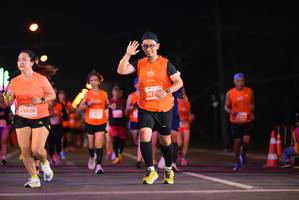 BIB: 267, 29826
                            <button type="button" onclick="openModal(14220917)" class="btn btn-primary btn-sm float-right btn-popup" data-toggle="modal" data-target=".modal-high-quality">
                        <i class="fas fa-shopping-cart"></i> Add to Cart
                    </button>
                                            <button type="button" onclick="isThisMe(14220917, true)" class="btn btn-success btn-sm float-right btn-popup btn-isme hidden" data-toggle="tooltip" data-placement="bottom" title="นี่คือรูปของคุณใช่ไหม คลิกที่นี่เพื่อเอาเข้าอัลบั้ม">
                        <i class="fas fa-plus"></i> Add to album
                    </button>
                    <button type="button" onclick="isThisMe(14220917, false)" class="btn btn-warning btn-sm float-right btn-popup btn-isnotme hidden">
                        <i class="fas fa-ban"></i> Remove from album
                    </button>