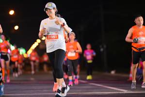 BIB: 21961, 2750
                            <button type="button" onclick="openModal(14204312)" class="btn btn-primary btn-sm float-right btn-popup" data-toggle="modal" data-target=".modal-high-quality">
                        <i class="fas fa-shopping-cart"></i> Add to Cart
                    </button>
                                            <button type="button" onclick="isThisMe(14204312, true)" class="btn btn-success btn-sm float-right btn-popup btn-isme hidden" data-toggle="tooltip" data-placement="bottom" title="นี่คือรูปของคุณใช่ไหม คลิกที่นี่เพื่อเอาเข้าอัลบั้ม">
                        <i class="fas fa-plus"></i> Add to album
                    </button>
                    <button type="button" onclick="isThisMe(14204312, false)" class="btn btn-warning btn-sm float-right btn-popup btn-isnotme hidden">
                        <i class="fas fa-ban"></i> Remove from album
                    </button>