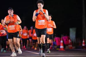 BIB: 27101, 26553, 0072
                            <button type="button" onclick="openModal(14214940)" class="btn btn-primary btn-sm float-right btn-popup" data-toggle="modal" data-target=".modal-high-quality">
                        <i class="fas fa-shopping-cart"></i> Add to Cart
                    </button>
                                            <button type="button" onclick="isThisMe(14214940, true)" class="btn btn-success btn-sm float-right btn-popup btn-isme hidden" data-toggle="tooltip" data-placement="bottom" title="นี่คือรูปของคุณใช่ไหม คลิกที่นี่เพื่อเอาเข้าอัลบั้ม">
                        <i class="fas fa-plus"></i> Add to album
                    </button>
                    <button type="button" onclick="isThisMe(14214940, false)" class="btn btn-warning btn-sm float-right btn-popup btn-isnotme hidden">
                        <i class="fas fa-ban"></i> Remove from album
                    </button>