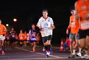 BIB: 2178, 0489
                            <button type="button" onclick="openModal(14210077)" class="btn btn-primary btn-sm float-right btn-popup" data-toggle="modal" data-target=".modal-high-quality">
                        <i class="fas fa-shopping-cart"></i> Add to Cart
                    </button>
                                            <button type="button" onclick="isThisMe(14210077, true)" class="btn btn-success btn-sm float-right btn-popup btn-isme hidden" data-toggle="tooltip" data-placement="bottom" title="นี่คือรูปของคุณใช่ไหม คลิกที่นี่เพื่อเอาเข้าอัลบั้ม">
                        <i class="fas fa-plus"></i> Add to album
                    </button>
                    <button type="button" onclick="isThisMe(14210077, false)" class="btn btn-warning btn-sm float-right btn-popup btn-isnotme hidden">
                        <i class="fas fa-ban"></i> Remove from album
                    </button>