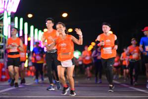 BIB: 27662
                            <button type="button" onclick="openModal(14094119)" class="btn btn-primary btn-sm float-right btn-popup" data-toggle="modal" data-target=".modal-high-quality">
                        <i class="fas fa-shopping-cart"></i> Add to Cart
                    </button>
                                            <button type="button" onclick="isThisMe(14094119, true)" class="btn btn-success btn-sm float-right btn-popup btn-isme hidden" data-toggle="tooltip" data-placement="bottom" title="นี่คือรูปของคุณใช่ไหม คลิกที่นี่เพื่อเอาเข้าอัลบั้ม">
                        <i class="fas fa-plus"></i> Add to album
                    </button>
                    <button type="button" onclick="isThisMe(14094119, false)" class="btn btn-warning btn-sm float-right btn-popup btn-isnotme hidden">
                        <i class="fas fa-ban"></i> Remove from album
                    </button>