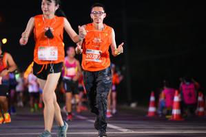 BIB: 20297
                            <button type="button" onclick="openModal(14090527)" class="btn btn-primary btn-sm float-right btn-popup" data-toggle="modal" data-target=".modal-high-quality">
                        <i class="fas fa-shopping-cart"></i> Add to Cart
                    </button>
                                            <button type="button" onclick="isThisMe(14090527, true)" class="btn btn-success btn-sm float-right btn-popup btn-isme hidden" data-toggle="tooltip" data-placement="bottom" title="นี่คือรูปของคุณใช่ไหม คลิกที่นี่เพื่อเอาเข้าอัลบั้ม">
                        <i class="fas fa-plus"></i> Add to album
                    </button>
                    <button type="button" onclick="isThisMe(14090527, false)" class="btn btn-warning btn-sm float-right btn-popup btn-isnotme hidden">
                        <i class="fas fa-ban"></i> Remove from album
                    </button>