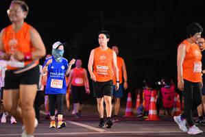 BIB: 2913, 25085, 27874
                            <button type="button" onclick="openModal(14041694)" class="btn btn-primary btn-sm float-right btn-popup" data-toggle="modal" data-target=".modal-high-quality">
                        <i class="fas fa-shopping-cart"></i> Add to Cart
                    </button>
                                            <button type="button" onclick="isThisMe(14041694, true)" class="btn btn-success btn-sm float-right btn-popup btn-isme hidden" data-toggle="tooltip" data-placement="bottom" title="นี่คือรูปของคุณใช่ไหม คลิกที่นี่เพื่อเอาเข้าอัลบั้ม">
                        <i class="fas fa-plus"></i> Add to album
                    </button>
                    <button type="button" onclick="isThisMe(14041694, false)" class="btn btn-warning btn-sm float-right btn-popup btn-isnotme hidden">
                        <i class="fas fa-ban"></i> Remove from album
                    </button>