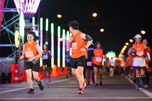BIB: 982, 29101
                            <button type="button" onclick="openModal(13942420)" class="btn btn-primary btn-sm float-right btn-popup" data-toggle="modal" data-target=".modal-high-quality">
                        <i class="fas fa-shopping-cart"></i> Add to Cart
                    </button>
                                            <button type="button" onclick="isThisMe(13942420, true)" class="btn btn-success btn-sm float-right btn-popup btn-isme hidden" data-toggle="tooltip" data-placement="bottom" title="นี่คือรูปของคุณใช่ไหม คลิกที่นี่เพื่อเอาเข้าอัลบั้ม">
                        <i class="fas fa-plus"></i> Add to album
                    </button>
                    <button type="button" onclick="isThisMe(13942420, false)" class="btn btn-warning btn-sm float-right btn-popup btn-isnotme hidden">
                        <i class="fas fa-ban"></i> Remove from album
                    </button>