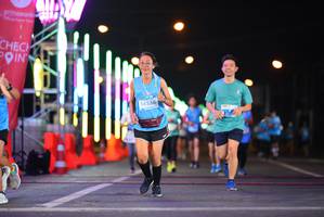 BIB: 14336
                            <button type="button" onclick="openModal(13777151)" class="btn btn-primary btn-sm float-right btn-popup" data-toggle="modal" data-target=".modal-high-quality">
                        <i class="fas fa-shopping-cart"></i> Add to Cart
                    </button>
                                            <button type="button" onclick="isThisMe(13777151, true)" class="btn btn-success btn-sm float-right btn-popup btn-isme hidden" data-toggle="tooltip" data-placement="bottom" title="นี่คือรูปของคุณใช่ไหม คลิกที่นี่เพื่อเอาเข้าอัลบั้ม">
                        <i class="fas fa-plus"></i> Add to album
                    </button>
                    <button type="button" onclick="isThisMe(13777151, false)" class="btn btn-warning btn-sm float-right btn-popup btn-isnotme hidden">
                        <i class="fas fa-ban"></i> Remove from album
                    </button>