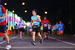 BIB: 95391
                            <button type="button" onclick="openModal(13786794)" class="btn btn-primary btn-sm float-right btn-popup" data-toggle="modal" data-target=".modal-high-quality">
                        <i class="fas fa-shopping-cart"></i> Add to Cart
                    </button>
                                            <button type="button" onclick="isThisMe(13786794, true)" class="btn btn-success btn-sm float-right btn-popup btn-isme hidden" data-toggle="tooltip" data-placement="bottom" title="นี่คือรูปของคุณใช่ไหม คลิกที่นี่เพื่อเอาเข้าอัลบั้ม">
                        <i class="fas fa-plus"></i> Add to album
                    </button>
                    <button type="button" onclick="isThisMe(13786794, false)" class="btn btn-warning btn-sm float-right btn-popup btn-isnotme hidden">
                        <i class="fas fa-ban"></i> Remove from album
                    </button>