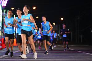 BIB: 43706, 10375
                            <button type="button" onclick="openModal(13776353)" class="btn btn-primary btn-sm float-right btn-popup" data-toggle="modal" data-target=".modal-high-quality">
                        <i class="fas fa-shopping-cart"></i> Add to Cart
                    </button>
                                            <button type="button" onclick="isThisMe(13776353, true)" class="btn btn-success btn-sm float-right btn-popup btn-isme hidden" data-toggle="tooltip" data-placement="bottom" title="นี่คือรูปของคุณใช่ไหม คลิกที่นี่เพื่อเอาเข้าอัลบั้ม">
                        <i class="fas fa-plus"></i> Add to album
                    </button>
                    <button type="button" onclick="isThisMe(13776353, false)" class="btn btn-warning btn-sm float-right btn-popup btn-isnotme hidden">
                        <i class="fas fa-ban"></i> Remove from album
                    </button>