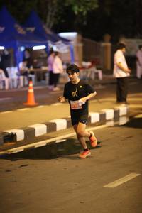 BIB: 256
                            <button type="button" onclick="openModal(15477383)" class="btn btn-primary btn-sm float-right btn-popup" data-toggle="modal" data-target=".modal-high-quality">
                        <i class="fas fa-shopping-cart"></i> Add to Cart
                    </button>
                                            <button type="button" onclick="isThisMe(15477383, true)" class="btn btn-success btn-sm float-right btn-popup btn-isme hidden" data-toggle="tooltip" data-placement="bottom" title="นี่คือรูปของคุณใช่ไหม คลิกที่นี่เพื่อเอาเข้าอัลบั้ม">
                        <i class="fas fa-plus"></i> Add to album
                    </button>
                    <button type="button" onclick="isThisMe(15477383, false)" class="btn btn-warning btn-sm float-right btn-popup btn-isnotme hidden">
                        <i class="fas fa-ban"></i> Remove from album
                    </button>