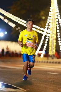 BIB: 20220
                            <button type="button" onclick="openModal(14274038)" class="btn btn-primary btn-sm float-right btn-popup" data-toggle="modal" data-target=".modal-high-quality">
                        <i class="fas fa-shopping-cart"></i> Add to Cart
                    </button>
                                            <button type="button" onclick="isThisMe(14274038, true)" class="btn btn-success btn-sm float-right btn-popup btn-isme hidden" data-toggle="tooltip" data-placement="bottom" title="นี่คือรูปของคุณใช่ไหม คลิกที่นี่เพื่อเอาเข้าอัลบั้ม">
                        <i class="fas fa-plus"></i> Add to album
                    </button>
                    <button type="button" onclick="isThisMe(14274038, false)" class="btn btn-warning btn-sm float-right btn-popup btn-isnotme hidden">
                        <i class="fas fa-ban"></i> Remove from album
                    </button>