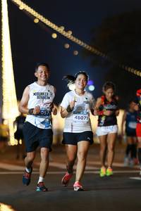 BIB: 057, 48071
                            <button type="button" onclick="openModal(14753895)" class="btn btn-primary btn-sm float-right btn-popup" data-toggle="modal" data-target=".modal-high-quality">
                        <i class="fas fa-shopping-cart"></i> Add to Cart
                    </button>
                                            <button type="button" onclick="isThisMe(14753895, true)" class="btn btn-success btn-sm float-right btn-popup btn-isme hidden" data-toggle="tooltip" data-placement="bottom" title="นี่คือรูปของคุณใช่ไหม คลิกที่นี่เพื่อเอาเข้าอัลบั้ม">
                        <i class="fas fa-plus"></i> Add to album
                    </button>
                    <button type="button" onclick="isThisMe(14753895, false)" class="btn btn-warning btn-sm float-right btn-popup btn-isnotme hidden">
                        <i class="fas fa-ban"></i> Remove from album
                    </button>