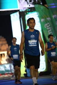 BIB: 40612, 464
                            <button type="button" onclick="openModal(15358198)" class="btn btn-primary btn-sm float-right btn-popup" data-toggle="modal" data-target=".modal-high-quality">
                        <i class="fas fa-shopping-cart"></i> Add to Cart
                    </button>
                                            <button type="button" onclick="isThisMe(15358198, true)" class="btn btn-success btn-sm float-right btn-popup btn-isme hidden" data-toggle="tooltip" data-placement="bottom" title="นี่คือรูปของคุณใช่ไหม คลิกที่นี่เพื่อเอาเข้าอัลบั้ม">
                        <i class="fas fa-plus"></i> Add to album
                    </button>
                    <button type="button" onclick="isThisMe(15358198, false)" class="btn btn-warning btn-sm float-right btn-popup btn-isnotme hidden">
                        <i class="fas fa-ban"></i> Remove from album
                    </button>