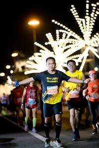 BIB: 21842, 21811
                            <button type="button" onclick="openModal(15255743)" class="btn btn-primary btn-sm float-right btn-popup" data-toggle="modal" data-target=".modal-high-quality">
                        <i class="fas fa-shopping-cart"></i> Add to Cart
                    </button>
                                            <button type="button" onclick="isThisMe(15255743, true)" class="btn btn-success btn-sm float-right btn-popup btn-isme hidden" data-toggle="tooltip" data-placement="bottom" title="นี่คือรูปของคุณใช่ไหม คลิกที่นี่เพื่อเอาเข้าอัลบั้ม">
                        <i class="fas fa-plus"></i> Add to album
                    </button>
                    <button type="button" onclick="isThisMe(15255743, false)" class="btn btn-warning btn-sm float-right btn-popup btn-isnotme hidden">
                        <i class="fas fa-ban"></i> Remove from album
                    </button>