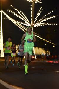 BIB: 40411, 42819
                            <button type="button" onclick="openModal(13906394)" class="btn btn-primary btn-sm float-right btn-popup" data-toggle="modal" data-target=".modal-high-quality">
                        <i class="fas fa-shopping-cart"></i> Add to Cart
                    </button>
                                            <button type="button" onclick="isThisMe(13906394, true)" class="btn btn-success btn-sm float-right btn-popup btn-isme hidden" data-toggle="tooltip" data-placement="bottom" title="นี่คือรูปของคุณใช่ไหม คลิกที่นี่เพื่อเอาเข้าอัลบั้ม">
                        <i class="fas fa-plus"></i> Add to album
                    </button>
                    <button type="button" onclick="isThisMe(13906394, false)" class="btn btn-warning btn-sm float-right btn-popup btn-isnotme hidden">
                        <i class="fas fa-ban"></i> Remove from album
                    </button>