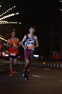 BIB: 476
                            <button type="button" onclick="openModal(13914822)" class="btn btn-primary btn-sm float-right btn-popup" data-toggle="modal" data-target=".modal-high-quality">
                        <i class="fas fa-shopping-cart"></i> Add to Cart
                    </button>
                                            <button type="button" onclick="isThisMe(13914822, true)" class="btn btn-success btn-sm float-right btn-popup btn-isme hidden" data-toggle="tooltip" data-placement="bottom" title="นี่คือรูปของคุณใช่ไหม คลิกที่นี่เพื่อเอาเข้าอัลบั้ม">
                        <i class="fas fa-plus"></i> Add to album
                    </button>
                    <button type="button" onclick="isThisMe(13914822, false)" class="btn btn-warning btn-sm float-right btn-popup btn-isnotme hidden">
                        <i class="fas fa-ban"></i> Remove from album
                    </button>