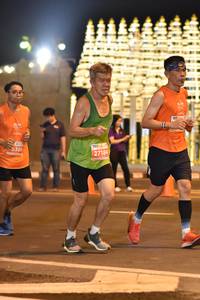 BIB: 406
                            <button type="button" onclick="openModal(14040887)" class="btn btn-primary btn-sm float-right btn-popup" data-toggle="modal" data-target=".modal-high-quality">
                        <i class="fas fa-shopping-cart"></i> Add to Cart
                    </button>
                                            <button type="button" onclick="isThisMe(14040887, true)" class="btn btn-success btn-sm float-right btn-popup btn-isme hidden" data-toggle="tooltip" data-placement="bottom" title="นี่คือรูปของคุณใช่ไหม คลิกที่นี่เพื่อเอาเข้าอัลบั้ม">
                        <i class="fas fa-plus"></i> Add to album
                    </button>
                    <button type="button" onclick="isThisMe(14040887, false)" class="btn btn-warning btn-sm float-right btn-popup btn-isnotme hidden">
                        <i class="fas fa-ban"></i> Remove from album
                    </button>