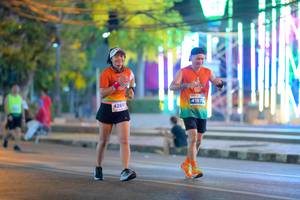 BIB: 428911, 4197
                            <button type="button" onclick="openModal(15880246)" class="btn btn-primary btn-sm float-right btn-popup" data-toggle="modal" data-target=".modal-high-quality">
                        <i class="fas fa-shopping-cart"></i> Add to Cart
                    </button>
                                            <button type="button" onclick="isThisMe(15880246, true)" class="btn btn-success btn-sm float-right btn-popup btn-isme hidden" data-toggle="tooltip" data-placement="bottom" title="นี่คือรูปของคุณใช่ไหม คลิกที่นี่เพื่อเอาเข้าอัลบั้ม">
                        <i class="fas fa-plus"></i> Add to album
                    </button>
                    <button type="button" onclick="isThisMe(15880246, false)" class="btn btn-warning btn-sm float-right btn-popup btn-isnotme hidden">
                        <i class="fas fa-ban"></i> Remove from album
                    </button>