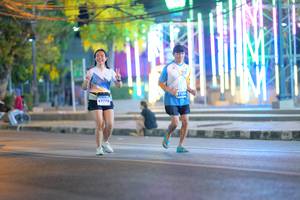 BIB: 26721
                            <button type="button" onclick="openModal(15652089)" class="btn btn-primary btn-sm float-right btn-popup" data-toggle="modal" data-target=".modal-high-quality">
                        <i class="fas fa-shopping-cart"></i> Add to Cart
                    </button>
                                            <button type="button" onclick="isThisMe(15652089, true)" class="btn btn-success btn-sm float-right btn-popup btn-isme hidden" data-toggle="tooltip" data-placement="bottom" title="นี่คือรูปของคุณใช่ไหม คลิกที่นี่เพื่อเอาเข้าอัลบั้ม">
                        <i class="fas fa-plus"></i> Add to album
                    </button>
                    <button type="button" onclick="isThisMe(15652089, false)" class="btn btn-warning btn-sm float-right btn-popup btn-isnotme hidden">
                        <i class="fas fa-ban"></i> Remove from album
                    </button>