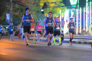 BIB: 401, 2404
                            <button type="button" onclick="openModal(15029930)" class="btn btn-primary btn-sm float-right btn-popup" data-toggle="modal" data-target=".modal-high-quality">
                        <i class="fas fa-shopping-cart"></i> Add to Cart
                    </button>
                                            <button type="button" onclick="isThisMe(15029930, true)" class="btn btn-success btn-sm float-right btn-popup btn-isme hidden" data-toggle="tooltip" data-placement="bottom" title="นี่คือรูปของคุณใช่ไหม คลิกที่นี่เพื่อเอาเข้าอัลบั้ม">
                        <i class="fas fa-plus"></i> Add to album
                    </button>
                    <button type="button" onclick="isThisMe(15029930, false)" class="btn btn-warning btn-sm float-right btn-popup btn-isnotme hidden">
                        <i class="fas fa-ban"></i> Remove from album
                    </button>
