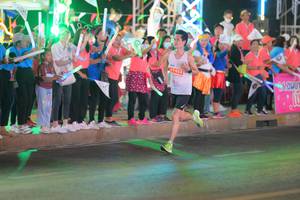 BIB: 453
                            <button type="button" onclick="openModal(13983102)" class="btn btn-primary btn-sm float-right btn-popup" data-toggle="modal" data-target=".modal-high-quality">
                        <i class="fas fa-shopping-cart"></i> Add to Cart
                    </button>
                                            <button type="button" onclick="isThisMe(13983102, true)" class="btn btn-success btn-sm float-right btn-popup btn-isme hidden" data-toggle="tooltip" data-placement="bottom" title="นี่คือรูปของคุณใช่ไหม คลิกที่นี่เพื่อเอาเข้าอัลบั้ม">
                        <i class="fas fa-plus"></i> Add to album
                    </button>
                    <button type="button" onclick="isThisMe(13983102, false)" class="btn btn-warning btn-sm float-right btn-popup btn-isnotme hidden">
                        <i class="fas fa-ban"></i> Remove from album
                    </button>