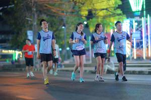 BIB: 47728, 43273
                            <button type="button" onclick="openModal(15026176)" class="btn btn-primary btn-sm float-right btn-popup" data-toggle="modal" data-target=".modal-high-quality">
                        <i class="fas fa-shopping-cart"></i> Add to Cart
                    </button>
                                            <button type="button" onclick="isThisMe(15026176, true)" class="btn btn-success btn-sm float-right btn-popup btn-isme hidden" data-toggle="tooltip" data-placement="bottom" title="นี่คือรูปของคุณใช่ไหม คลิกที่นี่เพื่อเอาเข้าอัลบั้ม">
                        <i class="fas fa-plus"></i> Add to album
                    </button>
                    <button type="button" onclick="isThisMe(15026176, false)" class="btn btn-warning btn-sm float-right btn-popup btn-isnotme hidden">
                        <i class="fas fa-ban"></i> Remove from album
                    </button>