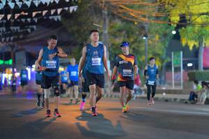 BIB: 408, 41011, 40756
                            <button type="button" onclick="openModal(15004119)" class="btn btn-primary btn-sm float-right btn-popup" data-toggle="modal" data-target=".modal-high-quality">
                        <i class="fas fa-shopping-cart"></i> Add to Cart
                    </button>
                                            <button type="button" onclick="isThisMe(15004119, true)" class="btn btn-success btn-sm float-right btn-popup btn-isme hidden" data-toggle="tooltip" data-placement="bottom" title="นี่คือรูปของคุณใช่ไหม คลิกที่นี่เพื่อเอาเข้าอัลบั้ม">
                        <i class="fas fa-plus"></i> Add to album
                    </button>
                    <button type="button" onclick="isThisMe(15004119, false)" class="btn btn-warning btn-sm float-right btn-popup btn-isnotme hidden">
                        <i class="fas fa-ban"></i> Remove from album
                    </button>