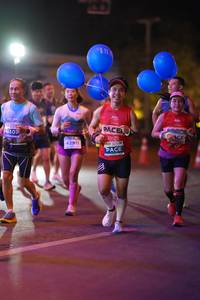 BIB: 515, 26307, 42911
                            <button type="button" onclick="openModal(13890741)" class="btn btn-primary btn-sm float-right btn-popup" data-toggle="modal" data-target=".modal-high-quality">
                        <i class="fas fa-shopping-cart"></i> Add to Cart
                    </button>
                                            <button type="button" onclick="isThisMe(13890741, true)" class="btn btn-success btn-sm float-right btn-popup btn-isme hidden" data-toggle="tooltip" data-placement="bottom" title="นี่คือรูปของคุณใช่ไหม คลิกที่นี่เพื่อเอาเข้าอัลบั้ม">
                        <i class="fas fa-plus"></i> Add to album
                    </button>
                    <button type="button" onclick="isThisMe(13890741, false)" class="btn btn-warning btn-sm float-right btn-popup btn-isnotme hidden">
                        <i class="fas fa-ban"></i> Remove from album
                    </button>