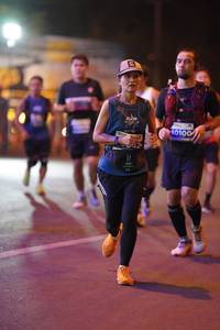 BIB: 0100
                            <button type="button" onclick="openModal(13894078)" class="btn btn-primary btn-sm float-right btn-popup" data-toggle="modal" data-target=".modal-high-quality">
                        <i class="fas fa-shopping-cart"></i> Add to Cart
                    </button>
                                            <button type="button" onclick="isThisMe(13894078, true)" class="btn btn-success btn-sm float-right btn-popup btn-isme hidden" data-toggle="tooltip" data-placement="bottom" title="นี่คือรูปของคุณใช่ไหม คลิกที่นี่เพื่อเอาเข้าอัลบั้ม">
                        <i class="fas fa-plus"></i> Add to album
                    </button>
                    <button type="button" onclick="isThisMe(13894078, false)" class="btn btn-warning btn-sm float-right btn-popup btn-isnotme hidden">
                        <i class="fas fa-ban"></i> Remove from album
                    </button>