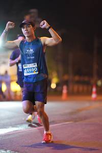 BIB: 46690
                            <button type="button" onclick="openModal(13822999)" class="btn btn-primary btn-sm float-right btn-popup" data-toggle="modal" data-target=".modal-high-quality">
                        <i class="fas fa-shopping-cart"></i> Add to Cart
                    </button>
                                            <button type="button" onclick="isThisMe(13822999, true)" class="btn btn-success btn-sm float-right btn-popup btn-isme hidden" data-toggle="tooltip" data-placement="bottom" title="นี่คือรูปของคุณใช่ไหม คลิกที่นี่เพื่อเอาเข้าอัลบั้ม">
                        <i class="fas fa-plus"></i> Add to album
                    </button>
                    <button type="button" onclick="isThisMe(13822999, false)" class="btn btn-warning btn-sm float-right btn-popup btn-isnotme hidden">
                        <i class="fas fa-ban"></i> Remove from album
                    </button>