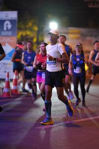 BIB: 405
                            <button type="button" onclick="openModal(13893533)" class="btn btn-primary btn-sm float-right btn-popup" data-toggle="modal" data-target=".modal-high-quality">
                        <i class="fas fa-shopping-cart"></i> Add to Cart
                    </button>
                                            <button type="button" onclick="isThisMe(13893533, true)" class="btn btn-success btn-sm float-right btn-popup btn-isme hidden" data-toggle="tooltip" data-placement="bottom" title="นี่คือรูปของคุณใช่ไหม คลิกที่นี่เพื่อเอาเข้าอัลบั้ม">
                        <i class="fas fa-plus"></i> Add to album
                    </button>
                    <button type="button" onclick="isThisMe(13893533, false)" class="btn btn-warning btn-sm float-right btn-popup btn-isnotme hidden">
                        <i class="fas fa-ban"></i> Remove from album
                    </button>