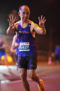 BIB: 5627
                            <button type="button" onclick="openModal(13826187)" class="btn btn-primary btn-sm float-right btn-popup" data-toggle="modal" data-target=".modal-high-quality">
                        <i class="fas fa-shopping-cart"></i> Add to Cart
                    </button>
                                            <button type="button" onclick="isThisMe(13826187, true)" class="btn btn-success btn-sm float-right btn-popup btn-isme hidden" data-toggle="tooltip" data-placement="bottom" title="นี่คือรูปของคุณใช่ไหม คลิกที่นี่เพื่อเอาเข้าอัลบั้ม">
                        <i class="fas fa-plus"></i> Add to album
                    </button>
                    <button type="button" onclick="isThisMe(13826187, false)" class="btn btn-warning btn-sm float-right btn-popup btn-isnotme hidden">
                        <i class="fas fa-ban"></i> Remove from album
                    </button>