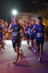 BIB: 42453, 40854
                            <button type="button" onclick="openModal(13912711)" class="btn btn-primary btn-sm float-right btn-popup" data-toggle="modal" data-target=".modal-high-quality">
                        <i class="fas fa-shopping-cart"></i> Add to Cart
                    </button>
                                            <button type="button" onclick="isThisMe(13912711, true)" class="btn btn-success btn-sm float-right btn-popup btn-isme hidden" data-toggle="tooltip" data-placement="bottom" title="นี่คือรูปของคุณใช่ไหม คลิกที่นี่เพื่อเอาเข้าอัลบั้ม">
                        <i class="fas fa-plus"></i> Add to album
                    </button>
                    <button type="button" onclick="isThisMe(13912711, false)" class="btn btn-warning btn-sm float-right btn-popup btn-isnotme hidden">
                        <i class="fas fa-ban"></i> Remove from album
                    </button>