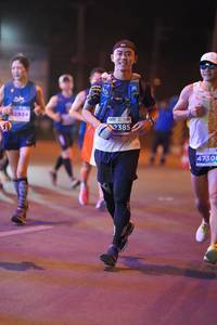 BIB: 2934, 2385, 47300
                            <button type="button" onclick="openModal(13934749)" class="btn btn-primary btn-sm float-right btn-popup" data-toggle="modal" data-target=".modal-high-quality">
                        <i class="fas fa-shopping-cart"></i> Add to Cart
                    </button>
                                            <button type="button" onclick="isThisMe(13934749, true)" class="btn btn-success btn-sm float-right btn-popup btn-isme hidden" data-toggle="tooltip" data-placement="bottom" title="นี่คือรูปของคุณใช่ไหม คลิกที่นี่เพื่อเอาเข้าอัลบั้ม">
                        <i class="fas fa-plus"></i> Add to album
                    </button>
                    <button type="button" onclick="isThisMe(13934749, false)" class="btn btn-warning btn-sm float-right btn-popup btn-isnotme hidden">
                        <i class="fas fa-ban"></i> Remove from album
                    </button>