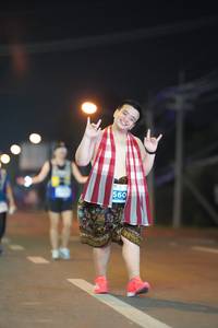 BIB: 560
                            <button type="button" onclick="openModal(13801882)" class="btn btn-primary btn-sm float-right btn-popup" data-toggle="modal" data-target=".modal-high-quality">
                        <i class="fas fa-shopping-cart"></i> Add to Cart
                    </button>
                                            <button type="button" onclick="isThisMe(13801882, true)" class="btn btn-success btn-sm float-right btn-popup btn-isme hidden" data-toggle="tooltip" data-placement="bottom" title="นี่คือรูปของคุณใช่ไหม คลิกที่นี่เพื่อเอาเข้าอัลบั้ม">
                        <i class="fas fa-plus"></i> Add to album
                    </button>
                    <button type="button" onclick="isThisMe(13801882, false)" class="btn btn-warning btn-sm float-right btn-popup btn-isnotme hidden">
                        <i class="fas fa-ban"></i> Remove from album
                    </button>