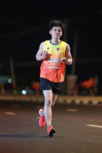 BIB: 21072
                            <button type="button" onclick="openModal(13788014)" class="btn btn-primary btn-sm float-right btn-popup" data-toggle="modal" data-target=".modal-high-quality">
                        <i class="fas fa-shopping-cart"></i> Add to Cart
                    </button>
                                            <button type="button" onclick="isThisMe(13788014, true)" class="btn btn-success btn-sm float-right btn-popup btn-isme hidden" data-toggle="tooltip" data-placement="bottom" title="นี่คือรูปของคุณใช่ไหม คลิกที่นี่เพื่อเอาเข้าอัลบั้ม">
                        <i class="fas fa-plus"></i> Add to album
                    </button>
                    <button type="button" onclick="isThisMe(13788014, false)" class="btn btn-warning btn-sm float-right btn-popup btn-isnotme hidden">
                        <i class="fas fa-ban"></i> Remove from album
                    </button>