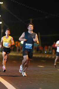 BIB: 41798, 407
                            <button type="button" onclick="openModal(13840505)" class="btn btn-primary btn-sm float-right btn-popup" data-toggle="modal" data-target=".modal-high-quality">
                        <i class="fas fa-shopping-cart"></i> Add to Cart
                    </button>
                                            <button type="button" onclick="isThisMe(13840505, true)" class="btn btn-success btn-sm float-right btn-popup btn-isme hidden" data-toggle="tooltip" data-placement="bottom" title="นี่คือรูปของคุณใช่ไหม คลิกที่นี่เพื่อเอาเข้าอัลบั้ม">
                        <i class="fas fa-plus"></i> Add to album
                    </button>
                    <button type="button" onclick="isThisMe(13840505, false)" class="btn btn-warning btn-sm float-right btn-popup btn-isnotme hidden">
                        <i class="fas fa-ban"></i> Remove from album
                    </button>
