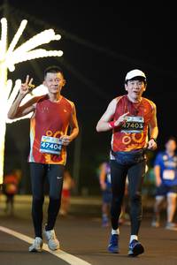BIB: 47403, 47404
                            <button type="button" onclick="openModal(13759089)" class="btn btn-primary btn-sm float-right btn-popup" data-toggle="modal" data-target=".modal-high-quality">
                        <i class="fas fa-shopping-cart"></i> Add to Cart
                    </button>
                                            <button type="button" onclick="isThisMe(13759089, true)" class="btn btn-success btn-sm float-right btn-popup btn-isme hidden" data-toggle="tooltip" data-placement="bottom" title="นี่คือรูปของคุณใช่ไหม คลิกที่นี่เพื่อเอาเข้าอัลบั้ม">
                        <i class="fas fa-plus"></i> Add to album
                    </button>
                    <button type="button" onclick="isThisMe(13759089, false)" class="btn btn-warning btn-sm float-right btn-popup btn-isnotme hidden">
                        <i class="fas fa-ban"></i> Remove from album
                    </button>
