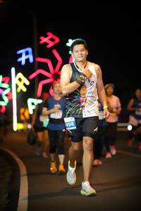 BIB: 898
                            <button type="button" onclick="openModal(15152130)" class="btn btn-primary btn-sm float-right btn-popup" data-toggle="modal" data-target=".modal-high-quality">
                        <i class="fas fa-shopping-cart"></i> Add to Cart
                    </button>
                                            <button type="button" onclick="isThisMe(15152130, true)" class="btn btn-success btn-sm float-right btn-popup btn-isme hidden" data-toggle="tooltip" data-placement="bottom" title="นี่คือรูปของคุณใช่ไหม คลิกที่นี่เพื่อเอาเข้าอัลบั้ม">
                        <i class="fas fa-plus"></i> Add to album
                    </button>
                    <button type="button" onclick="isThisMe(15152130, false)" class="btn btn-warning btn-sm float-right btn-popup btn-isnotme hidden">
                        <i class="fas fa-ban"></i> Remove from album
                    </button>