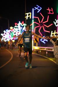 BIB: 40109
                            <button type="button" onclick="openModal(14772272)" class="btn btn-primary btn-sm float-right btn-popup" data-toggle="modal" data-target=".modal-high-quality">
                        <i class="fas fa-shopping-cart"></i> Add to Cart
                    </button>
                                            <button type="button" onclick="isThisMe(14772272, true)" class="btn btn-success btn-sm float-right btn-popup btn-isme hidden" data-toggle="tooltip" data-placement="bottom" title="นี่คือรูปของคุณใช่ไหม คลิกที่นี่เพื่อเอาเข้าอัลบั้ม">
                        <i class="fas fa-plus"></i> Add to album
                    </button>
                    <button type="button" onclick="isThisMe(14772272, false)" class="btn btn-warning btn-sm float-right btn-popup btn-isnotme hidden">
                        <i class="fas fa-ban"></i> Remove from album
                    </button>