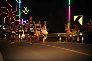 BIB: 7740
                            <button type="button" onclick="openModal(15225576)" class="btn btn-primary btn-sm float-right btn-popup" data-toggle="modal" data-target=".modal-high-quality">
                        <i class="fas fa-shopping-cart"></i> Add to Cart
                    </button>
                                            <button type="button" onclick="isThisMe(15225576, true)" class="btn btn-success btn-sm float-right btn-popup btn-isme hidden" data-toggle="tooltip" data-placement="bottom" title="นี่คือรูปของคุณใช่ไหม คลิกที่นี่เพื่อเอาเข้าอัลบั้ม">
                        <i class="fas fa-plus"></i> Add to album
                    </button>
                    <button type="button" onclick="isThisMe(15225576, false)" class="btn btn-warning btn-sm float-right btn-popup btn-isnotme hidden">
                        <i class="fas fa-ban"></i> Remove from album
                    </button>