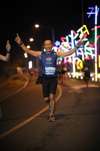 BIB: 42201
                            <button type="button" onclick="openModal(14771749)" class="btn btn-primary btn-sm float-right btn-popup" data-toggle="modal" data-target=".modal-high-quality">
                        <i class="fas fa-shopping-cart"></i> Add to Cart
                    </button>
                                            <button type="button" onclick="isThisMe(14771749, true)" class="btn btn-success btn-sm float-right btn-popup btn-isme hidden" data-toggle="tooltip" data-placement="bottom" title="นี่คือรูปของคุณใช่ไหม คลิกที่นี่เพื่อเอาเข้าอัลบั้ม">
                        <i class="fas fa-plus"></i> Add to album
                    </button>
                    <button type="button" onclick="isThisMe(14771749, false)" class="btn btn-warning btn-sm float-right btn-popup btn-isnotme hidden">
                        <i class="fas fa-ban"></i> Remove from album
                    </button>