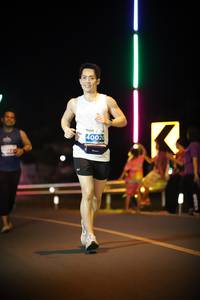 BIB: 40020
                            <button type="button" onclick="openModal(15226035)" class="btn btn-primary btn-sm float-right btn-popup" data-toggle="modal" data-target=".modal-high-quality">
                        <i class="fas fa-shopping-cart"></i> Add to Cart
                    </button>
                                            <button type="button" onclick="isThisMe(15226035, true)" class="btn btn-success btn-sm float-right btn-popup btn-isme hidden" data-toggle="tooltip" data-placement="bottom" title="นี่คือรูปของคุณใช่ไหม คลิกที่นี่เพื่อเอาเข้าอัลบั้ม">
                        <i class="fas fa-plus"></i> Add to album
                    </button>
                    <button type="button" onclick="isThisMe(15226035, false)" class="btn btn-warning btn-sm float-right btn-popup btn-isnotme hidden">
                        <i class="fas fa-ban"></i> Remove from album
                    </button>