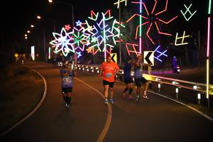 BIB: 4424
                            <button type="button" onclick="openModal(15250289)" class="btn btn-primary btn-sm float-right btn-popup" data-toggle="modal" data-target=".modal-high-quality">
                        <i class="fas fa-shopping-cart"></i> Add to Cart
                    </button>
                                            <button type="button" onclick="isThisMe(15250289, true)" class="btn btn-success btn-sm float-right btn-popup btn-isme hidden" data-toggle="tooltip" data-placement="bottom" title="นี่คือรูปของคุณใช่ไหม คลิกที่นี่เพื่อเอาเข้าอัลบั้ม">
                        <i class="fas fa-plus"></i> Add to album
                    </button>
                    <button type="button" onclick="isThisMe(15250289, false)" class="btn btn-warning btn-sm float-right btn-popup btn-isnotme hidden">
                        <i class="fas fa-ban"></i> Remove from album
                    </button>