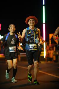 BIB: 40003, 45025
                            <button type="button" onclick="openModal(15180200)" class="btn btn-primary btn-sm float-right btn-popup" data-toggle="modal" data-target=".modal-high-quality">
                        <i class="fas fa-shopping-cart"></i> Add to Cart
                    </button>
                                            <button type="button" onclick="isThisMe(15180200, true)" class="btn btn-success btn-sm float-right btn-popup btn-isme hidden" data-toggle="tooltip" data-placement="bottom" title="นี่คือรูปของคุณใช่ไหม คลิกที่นี่เพื่อเอาเข้าอัลบั้ม">
                        <i class="fas fa-plus"></i> Add to album
                    </button>
                    <button type="button" onclick="isThisMe(15180200, false)" class="btn btn-warning btn-sm float-right btn-popup btn-isnotme hidden">
                        <i class="fas fa-ban"></i> Remove from album
                    </button>