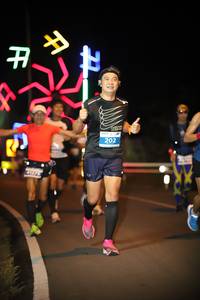 BIB: 202
                            <button type="button" onclick="openModal(14928869)" class="btn btn-primary btn-sm float-right btn-popup" data-toggle="modal" data-target=".modal-high-quality">
                        <i class="fas fa-shopping-cart"></i> Add to Cart
                    </button>
                                            <button type="button" onclick="isThisMe(14928869, true)" class="btn btn-success btn-sm float-right btn-popup btn-isme hidden" data-toggle="tooltip" data-placement="bottom" title="นี่คือรูปของคุณใช่ไหม คลิกที่นี่เพื่อเอาเข้าอัลบั้ม">
                        <i class="fas fa-plus"></i> Add to album
                    </button>
                    <button type="button" onclick="isThisMe(14928869, false)" class="btn btn-warning btn-sm float-right btn-popup btn-isnotme hidden">
                        <i class="fas fa-ban"></i> Remove from album
                    </button>