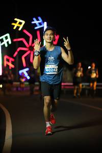 BIB: 40242
                            <button type="button" onclick="openModal(15152406)" class="btn btn-primary btn-sm float-right btn-popup" data-toggle="modal" data-target=".modal-high-quality">
                        <i class="fas fa-shopping-cart"></i> Add to Cart
                    </button>
                                            <button type="button" onclick="isThisMe(15152406, true)" class="btn btn-success btn-sm float-right btn-popup btn-isme hidden" data-toggle="tooltip" data-placement="bottom" title="นี่คือรูปของคุณใช่ไหม คลิกที่นี่เพื่อเอาเข้าอัลบั้ม">
                        <i class="fas fa-plus"></i> Add to album
                    </button>
                    <button type="button" onclick="isThisMe(15152406, false)" class="btn btn-warning btn-sm float-right btn-popup btn-isnotme hidden">
                        <i class="fas fa-ban"></i> Remove from album
                    </button>