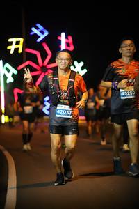 BIB: 45250, 42037
                            <button type="button" onclick="openModal(15179999)" class="btn btn-primary btn-sm float-right btn-popup" data-toggle="modal" data-target=".modal-high-quality">
                        <i class="fas fa-shopping-cart"></i> Add to Cart
                    </button>
                                            <button type="button" onclick="isThisMe(15179999, true)" class="btn btn-success btn-sm float-right btn-popup btn-isme hidden" data-toggle="tooltip" data-placement="bottom" title="นี่คือรูปของคุณใช่ไหม คลิกที่นี่เพื่อเอาเข้าอัลบั้ม">
                        <i class="fas fa-plus"></i> Add to album
                    </button>
                    <button type="button" onclick="isThisMe(15179999, false)" class="btn btn-warning btn-sm float-right btn-popup btn-isnotme hidden">
                        <i class="fas fa-ban"></i> Remove from album
                    </button>