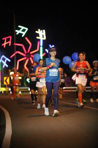 BIB: 95105
                            <button type="button" onclick="openModal(15185019)" class="btn btn-primary btn-sm float-right btn-popup" data-toggle="modal" data-target=".modal-high-quality">
                        <i class="fas fa-shopping-cart"></i> Add to Cart
                    </button>
                                            <button type="button" onclick="isThisMe(15185019, true)" class="btn btn-success btn-sm float-right btn-popup btn-isme hidden" data-toggle="tooltip" data-placement="bottom" title="นี่คือรูปของคุณใช่ไหม คลิกที่นี่เพื่อเอาเข้าอัลบั้ม">
                        <i class="fas fa-plus"></i> Add to album
                    </button>
                    <button type="button" onclick="isThisMe(15185019, false)" class="btn btn-warning btn-sm float-right btn-popup btn-isnotme hidden">
                        <i class="fas fa-ban"></i> Remove from album
                    </button>