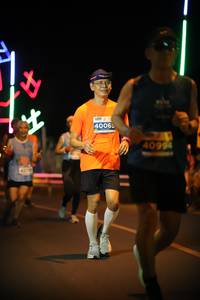 BIB: 4006, 40994
                            <button type="button" onclick="openModal(15180632)" class="btn btn-primary btn-sm float-right btn-popup" data-toggle="modal" data-target=".modal-high-quality">
                        <i class="fas fa-shopping-cart"></i> Add to Cart
                    </button>
                                            <button type="button" onclick="isThisMe(15180632, true)" class="btn btn-success btn-sm float-right btn-popup btn-isme hidden" data-toggle="tooltip" data-placement="bottom" title="นี่คือรูปของคุณใช่ไหม คลิกที่นี่เพื่อเอาเข้าอัลบั้ม">
                        <i class="fas fa-plus"></i> Add to album
                    </button>
                    <button type="button" onclick="isThisMe(15180632, false)" class="btn btn-warning btn-sm float-right btn-popup btn-isnotme hidden">
                        <i class="fas fa-ban"></i> Remove from album
                    </button>